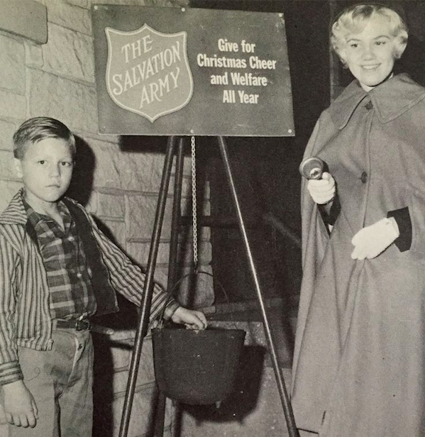 The Red Kettle: A Christmas Tradition