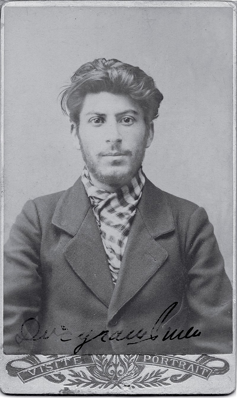Stalin-1902-when-he-was-23-years-old.jpeg